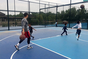 北京明诚外国语学校洪堡学院篮球场