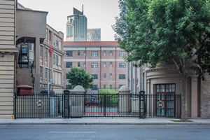 美国法拉古特学校天津校区学校大门