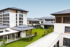 蓝湾未来领导力学校