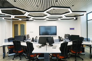 英国蔚翎学校海外学习中心计算机中心