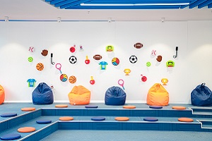 海南英雅盛彼德学校公共活动区