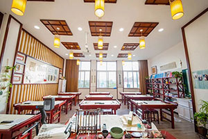 上海宏润博源学校书法教室