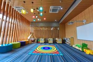 上海赫贤学校图书馆