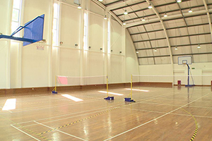 美华学校UIA室内篮球馆