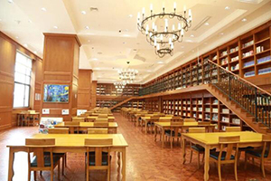 宏文学校高中部图书馆