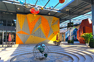 上海梦沃未来学院攀岩墙