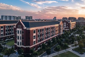 上海建桥国际高中教学楼