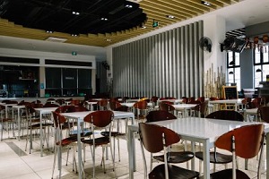 上海建桥国际高中餐厅