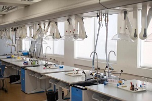 浦东万科学校高中部化学实验室