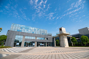 上海林国荣学校中心广场