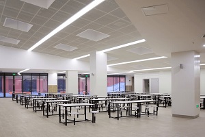 上海安生学校高中部餐厅