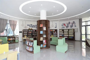 南通州外国语学校图书馆