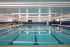 南外方山分校国际部游泳池