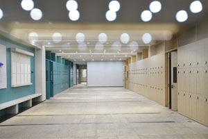 新加坡SSIP公立国际高中课程杭州校区走廊