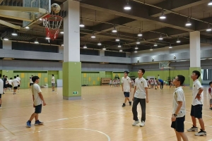 广州为明学校国际部篮球场