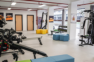 深圳为明学校国际部健身房