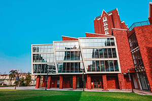 美伦国际高中教学楼