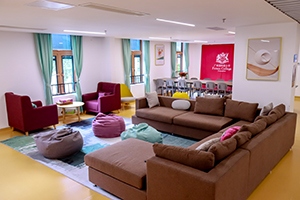 广州市斐特思学校宿舍公共区