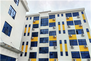 精英知了国际书院宿舍楼