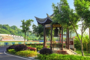 重庆市第十八中学国际部新声亭