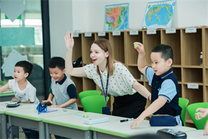 武汉爱莎学校上课日常