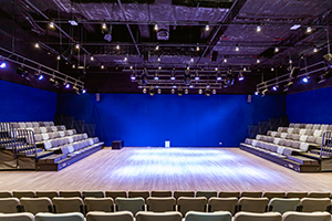 广州荔湾爱莎外籍人员子女学校演示厅