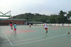 象贤中学国际部篮球场