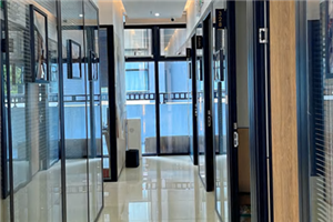 牛剑教育校区三楼