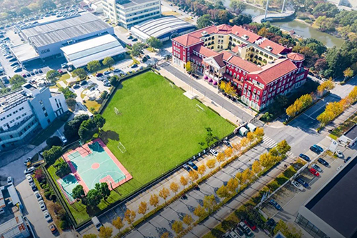 上海华旭双语学校高中部